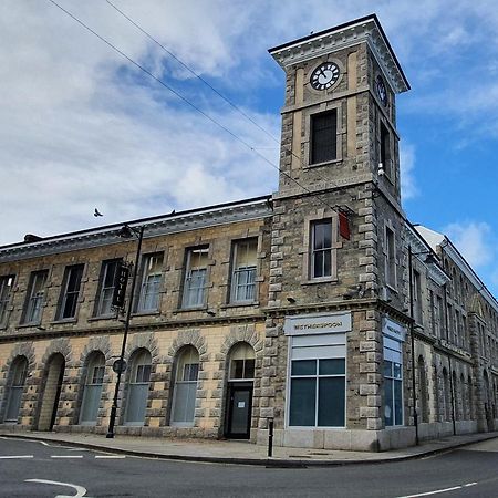 The John Francis Basset Wetherspoon Hotel Camborne Exterior photo